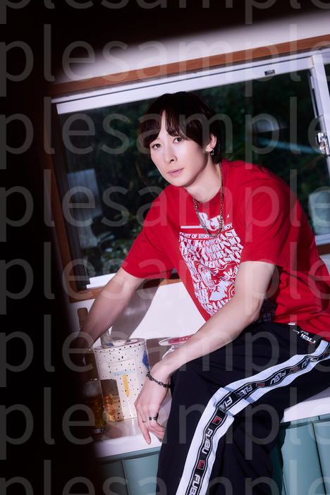 田中涼星　A4ブロマイド　赤 田中涼星ランダムブロマイド 全20種 | 田中涼星 | 田中涼星 OFFICIAL SITE